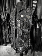 Cargar imagen en el visor de la galería, DARK DIVINE - TRISTON
