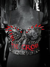 Cargar imagen en el visor de la galería, THE CROW SPIKED BUSTIER
