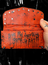 Cargar imagen en el visor de la galería, TRICK R TREAT STUDDED PURSE
