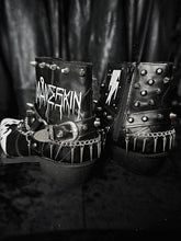 Load image into Gallery viewer, MEN'S MÅNESKIN BOOTS
