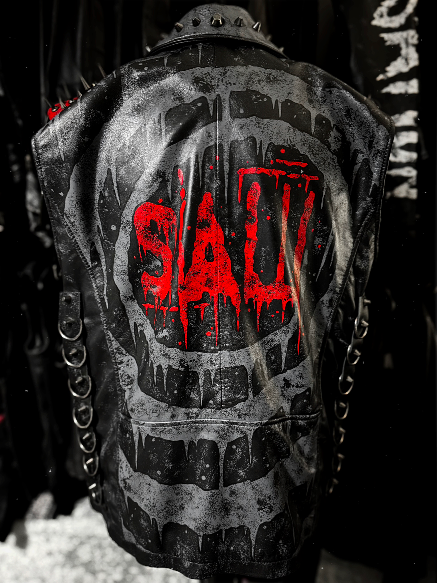 MEN’S SAW LEATHER VEST